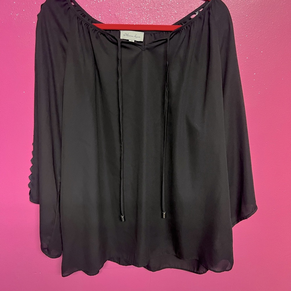 Meta Lane 1x Black Blouse